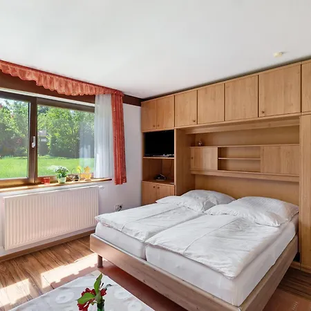 Aschoff Apartment *